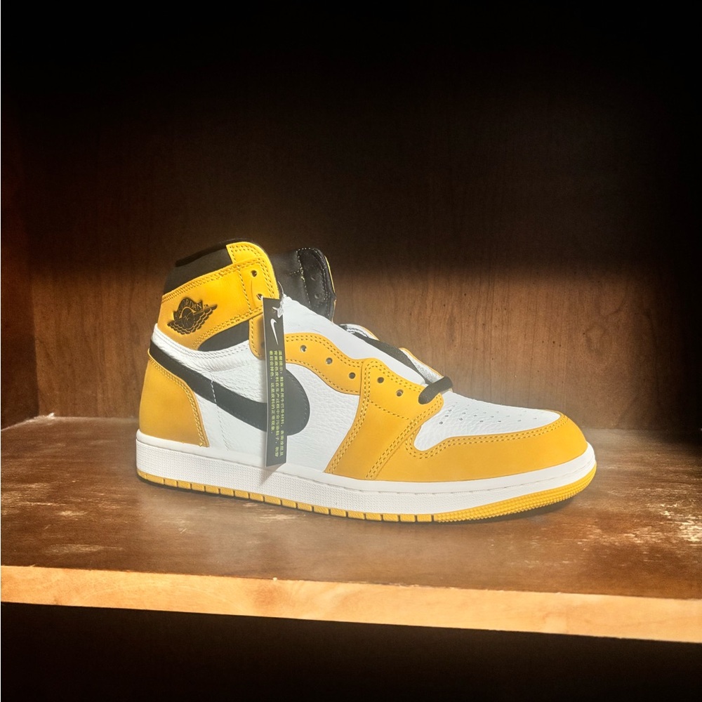 Air Jordan 1 yellow and black